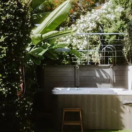 Maison Avec Jardin Tropical A 5 Minutes De La Croisette